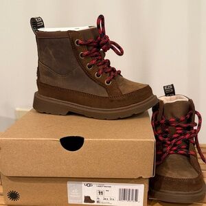 UGG Kids Boots, size 11